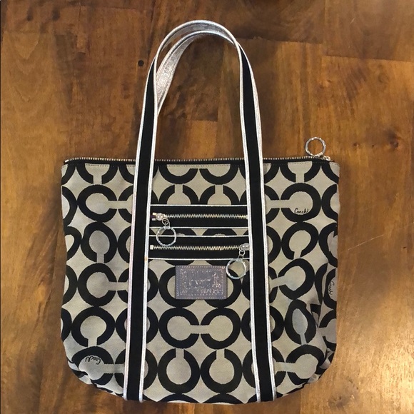 Coach Poppy signature tote - Picture 1 of 8